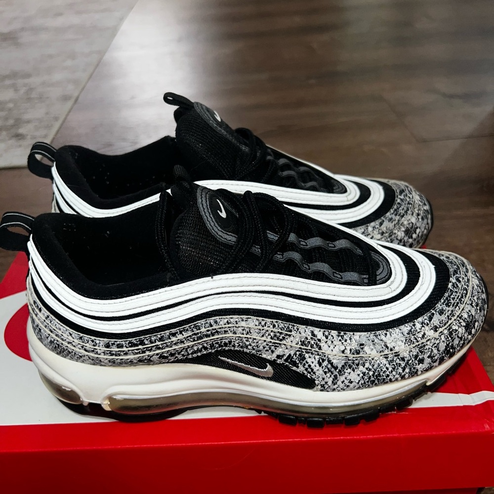 Women’s Air Max